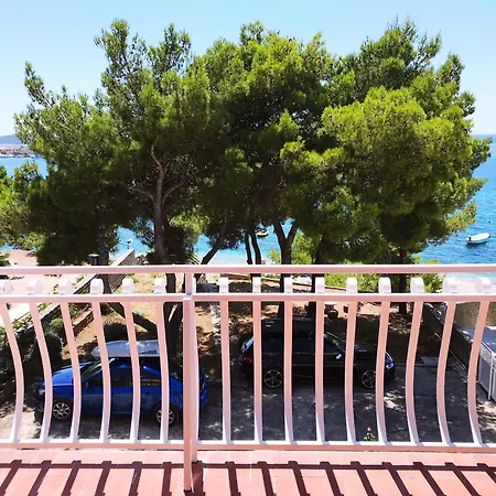 Belak * Brodarica (Sibenik-Knin)