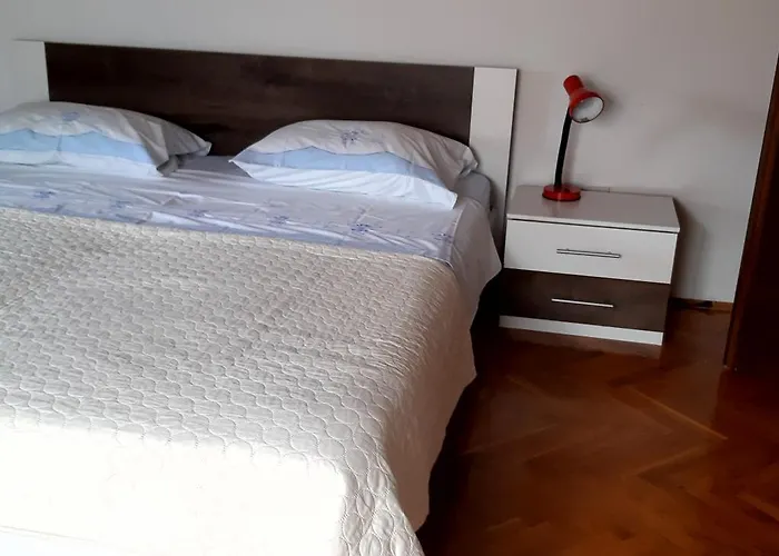 Belak * Brodarica (Sibenik-Knin)