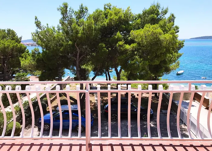 Belak * Brodarica (Sibenik-Knin)